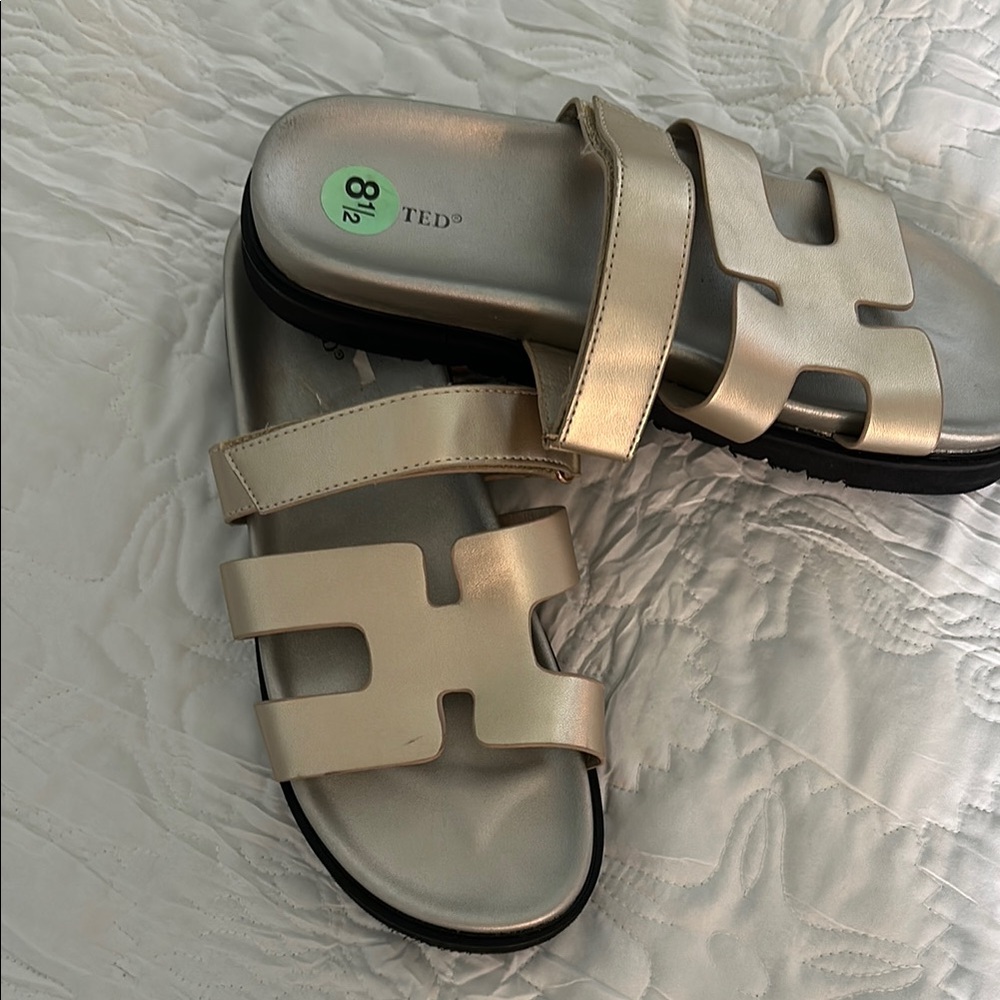 Wanted Gold Women's Sandals